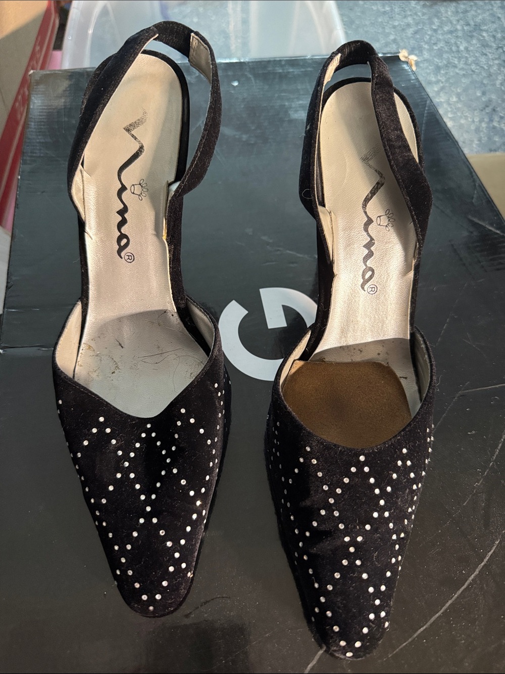 Nina Black Studded Velvet Slingback Pumps size 9
